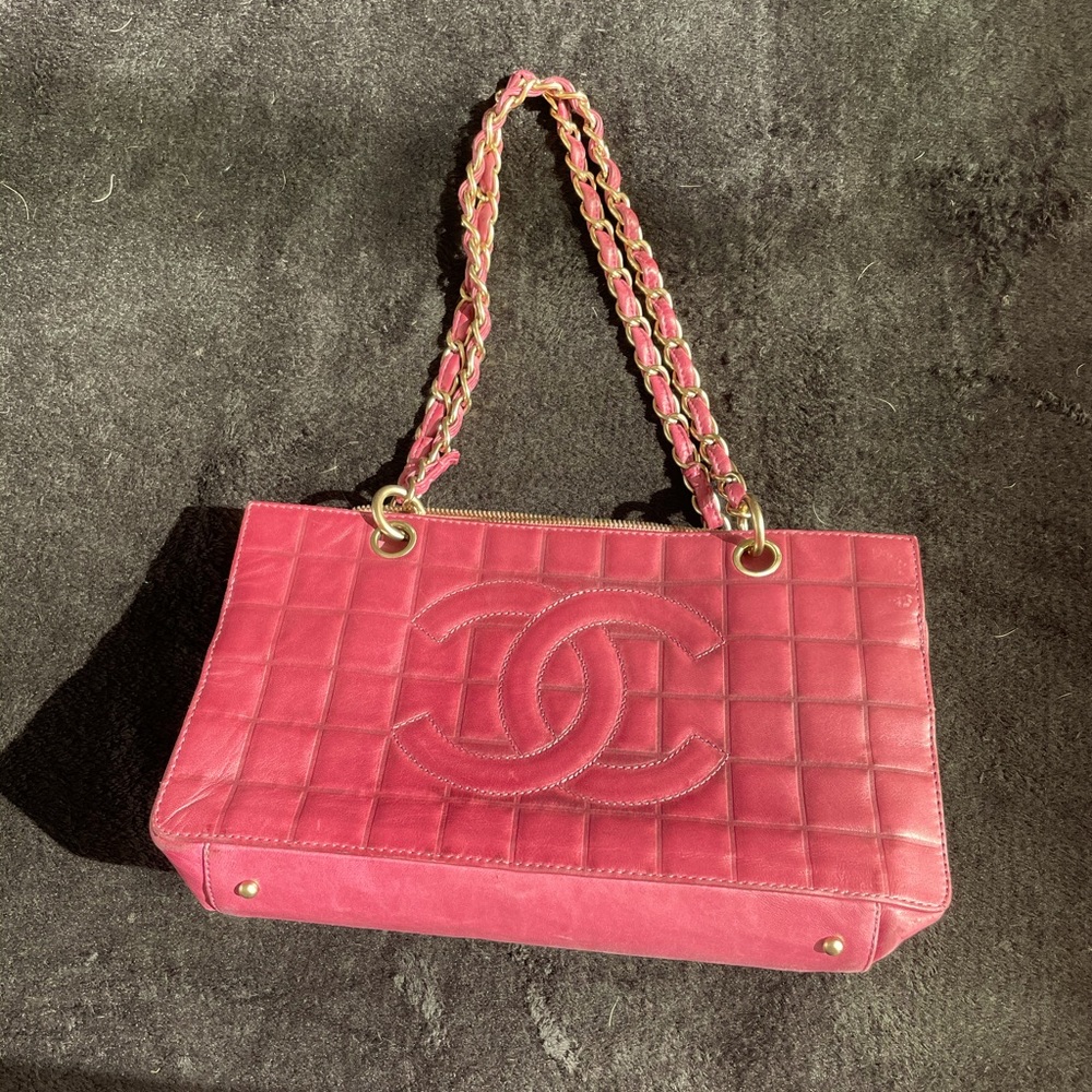 Mauve Chanel Small Shoulder Bag